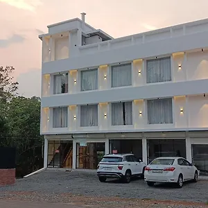 Sreeja Myst Athirappilly